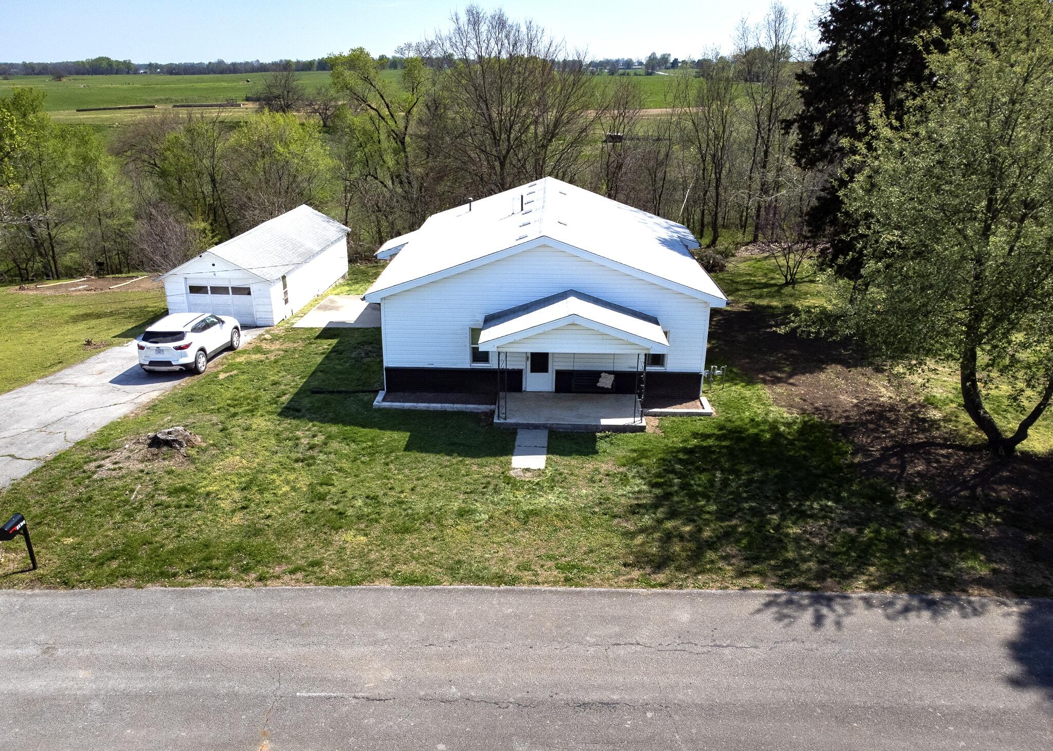Listing image 1