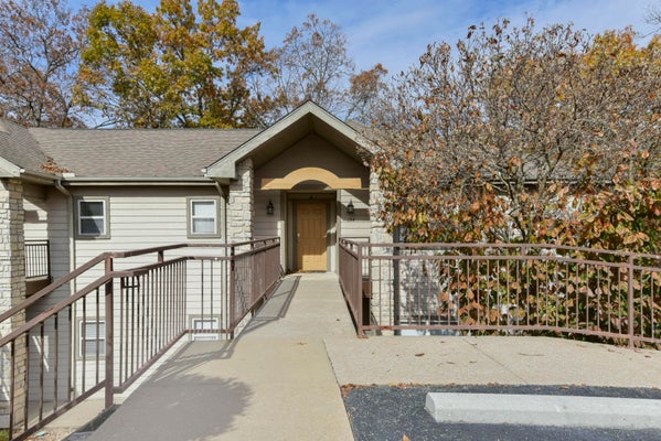 154 OAK LN # 5, BRANSON WEST, MO 65737 - Image 664732eb5bfcb1f712bb0f7bed48f584/3760160237