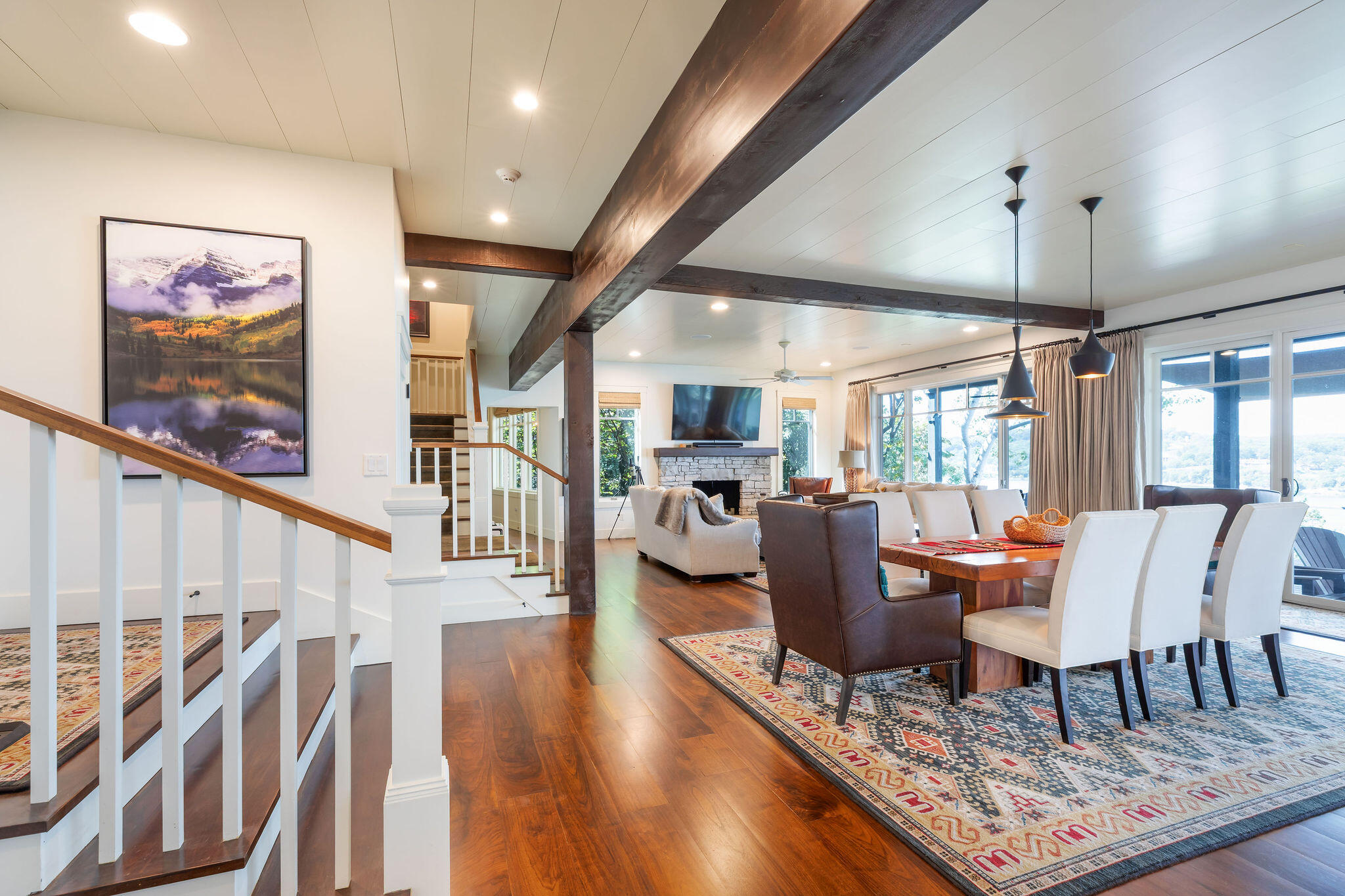 343 Bridgeview Drive