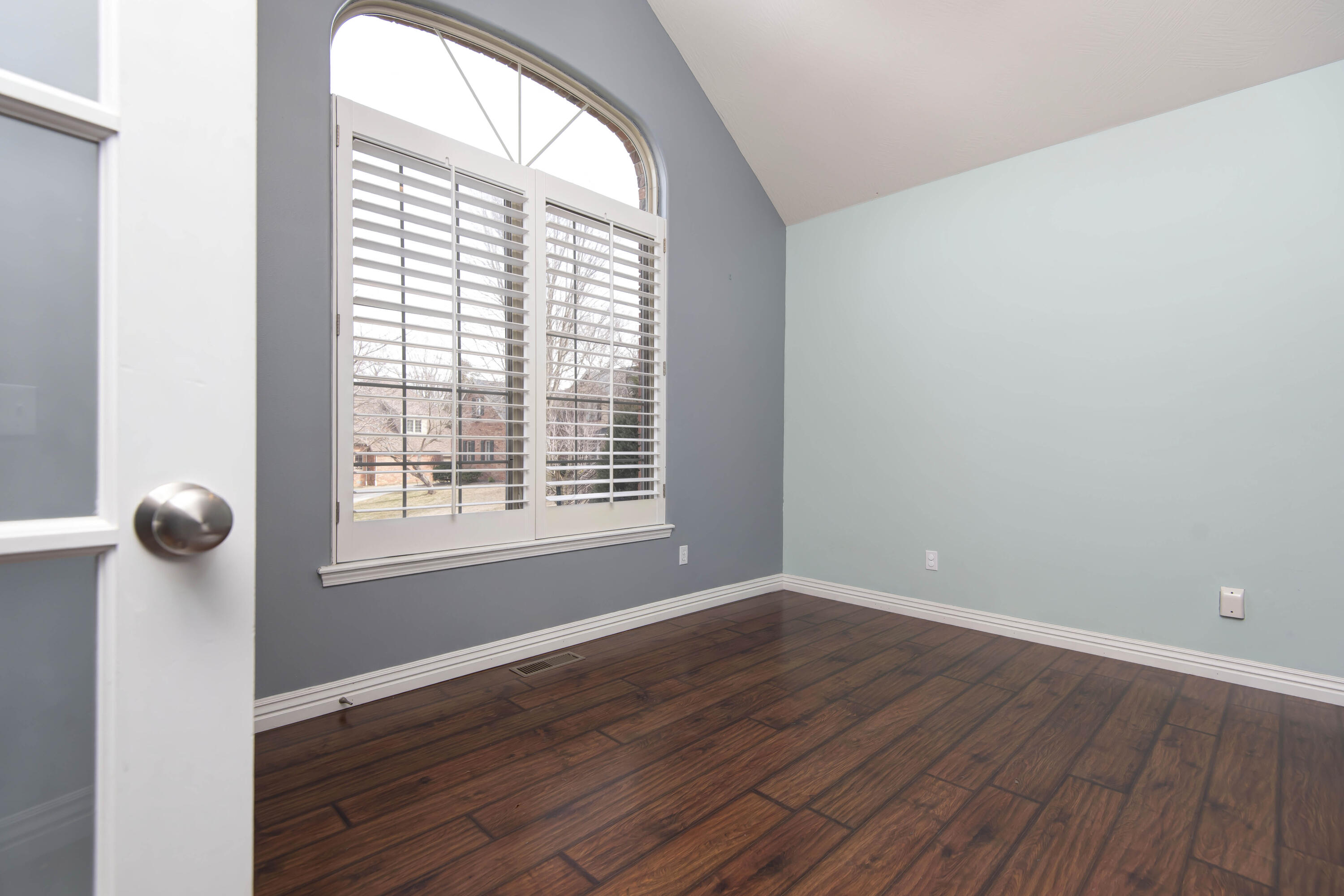 River Road Est - Residential