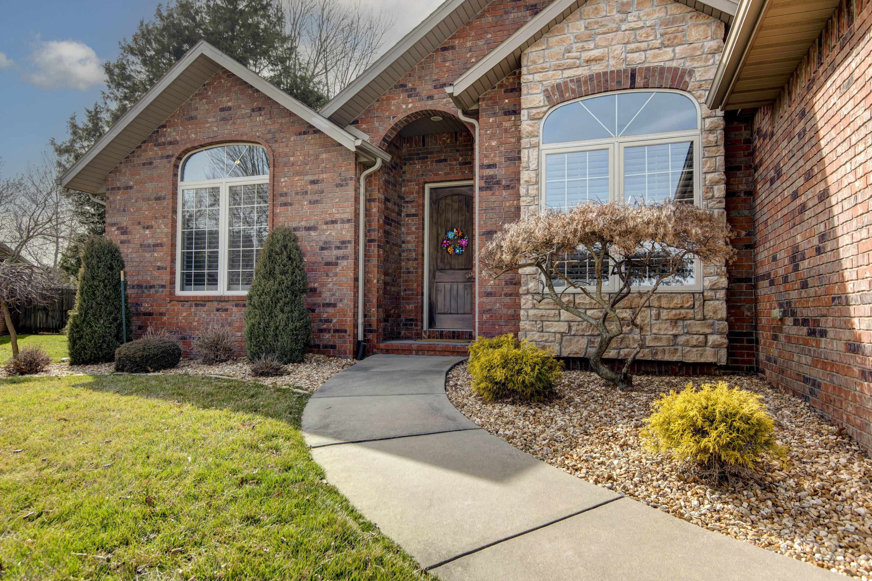 River Road Est - Residential