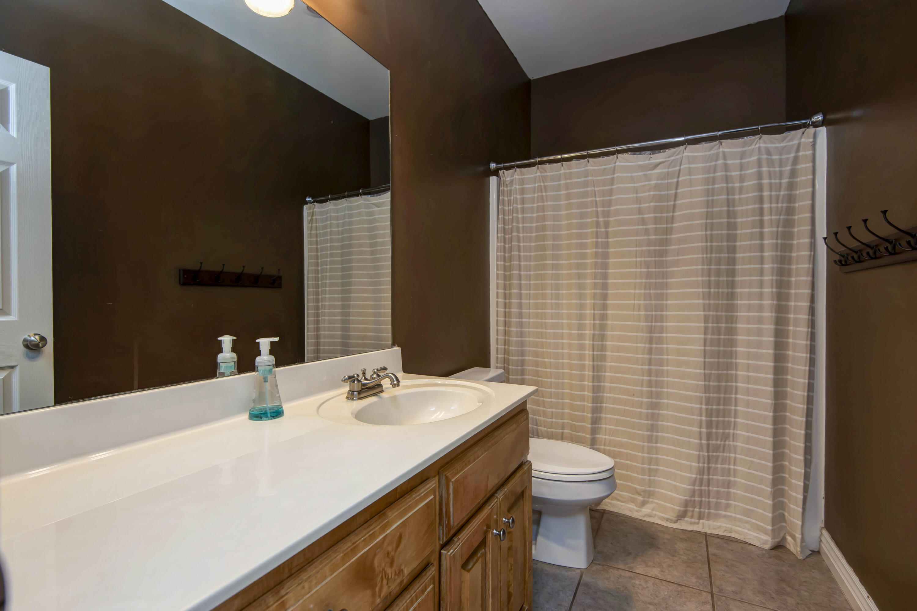 River Road Est - Residential