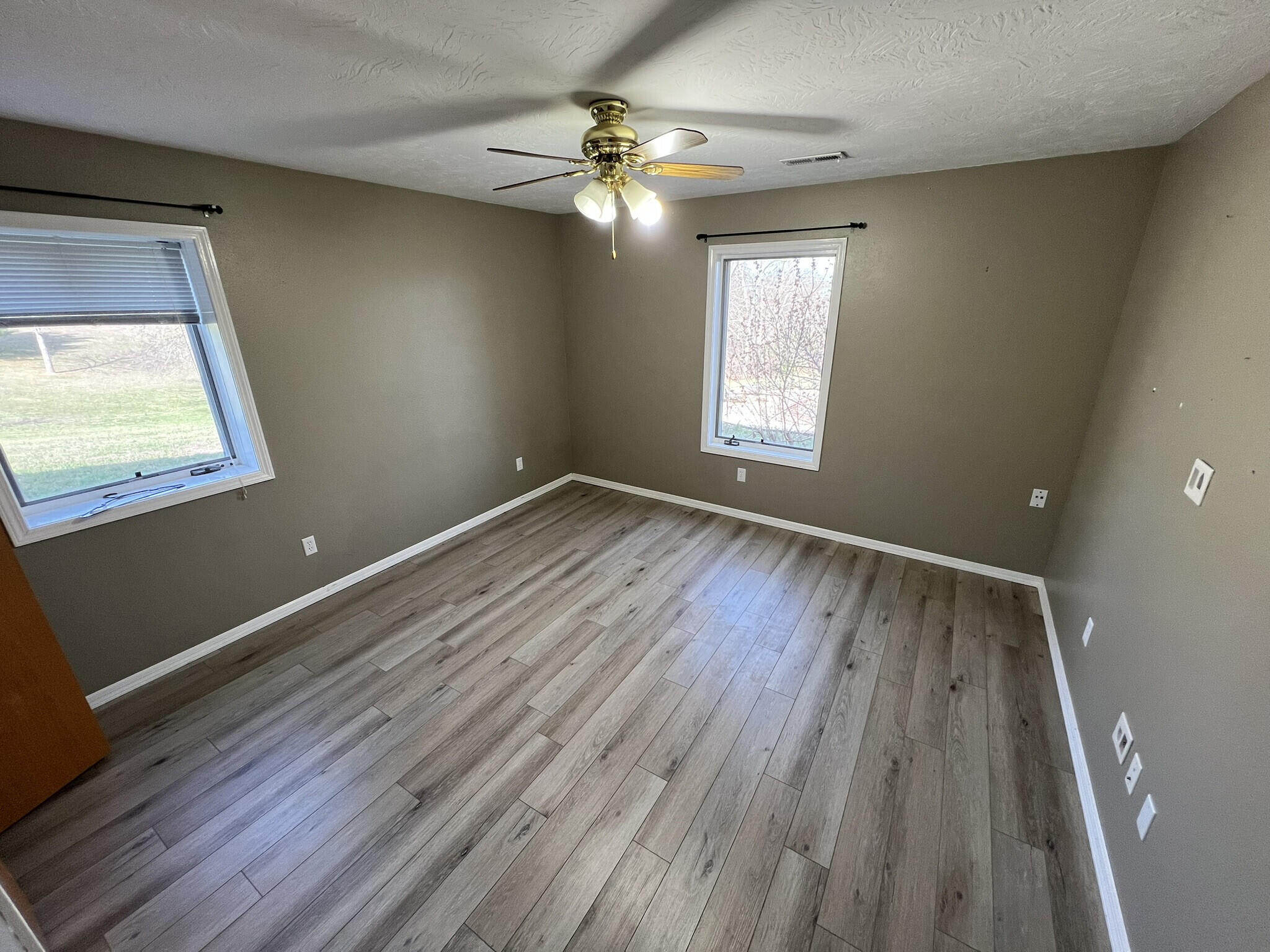 Christian-Not in List - Residential