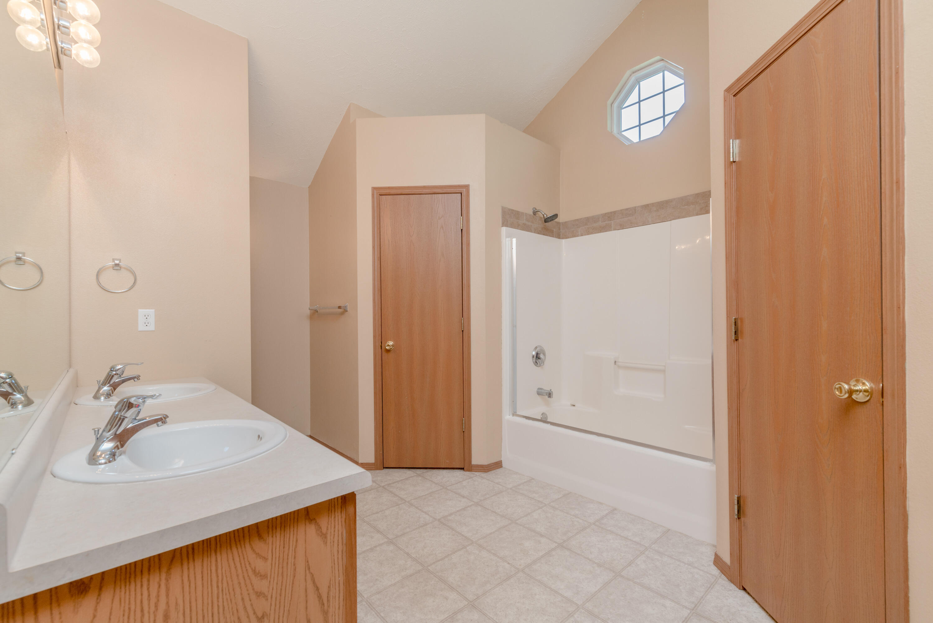 Carriage Hill - Residential Income