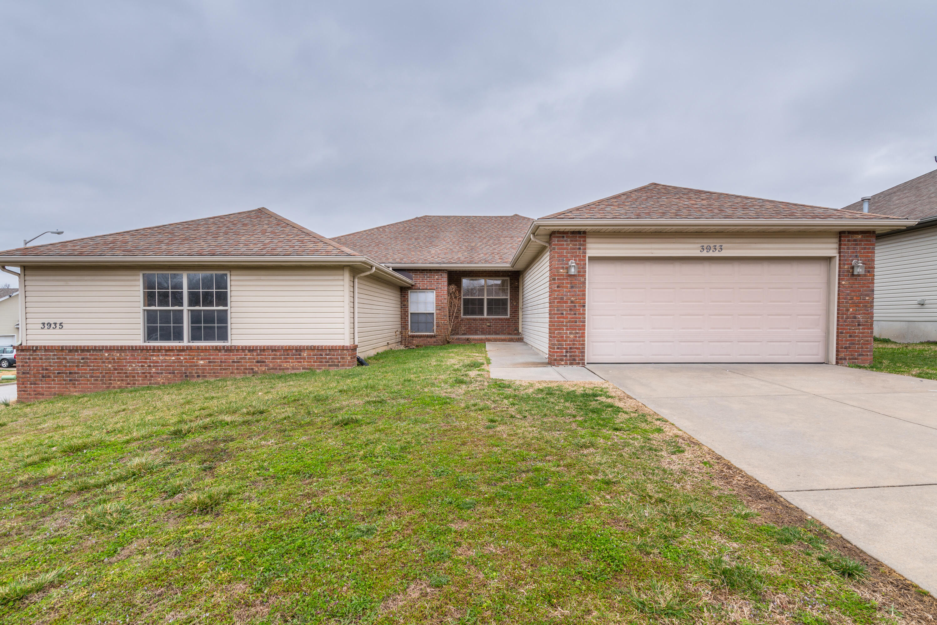 Carriage Hill - Residential Income