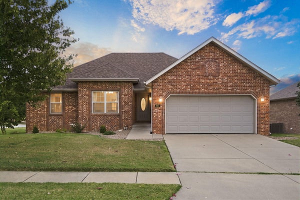 867 W SOLE DR, NIXA, MO 65714 - Image 759971fecd020127b63c659b4daa6dcd/1209630033