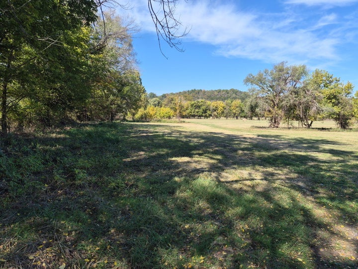 Photo 1 of 11 — 285 Rivercrest Lane, Noel, MO 64854