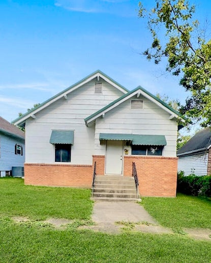 611 8th St – Investment Home