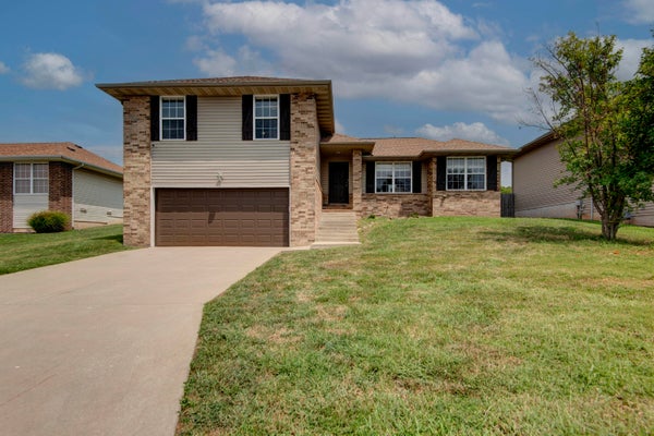 3808 N SPRING BROOKE AVE, SPRINGFIELD, MO 65803 - Image 7dc2662efebeebb2fca936a8aeda5fce/2903518348