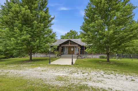 Photo of 3450 Jackpot Lane, Joplin, MO 64804 (MLS # 60324027)