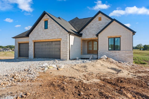 5289 E MORNINGWOOD ST, SPRINGFIELD, MO 65802 - Image 7f8efac6d3534c4f7dd7626ecaa7a203/3536694291