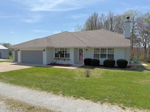 Photo of 269 Old Tory Lane, Clever, MO 65631 (MLS # 60310801)
