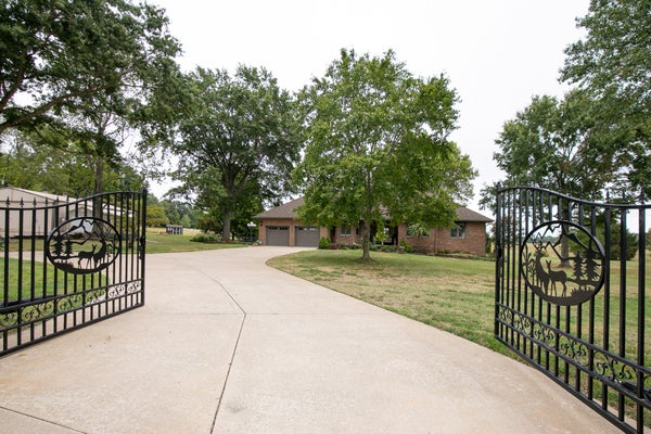 4181 E FARM ROAD 164, SPRINGFIELD, MO 65809 - Image 820684beaea2a571adf4dbcfeeb9f946/3841112325