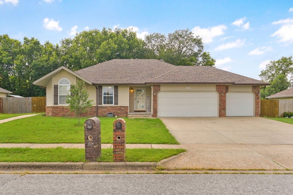 419 N BUTTERNUT RD, REPUBLIC, MO 65738 - Image 83339f3ee4a2ed4da2f0572a7bbbc1ed/3330902488