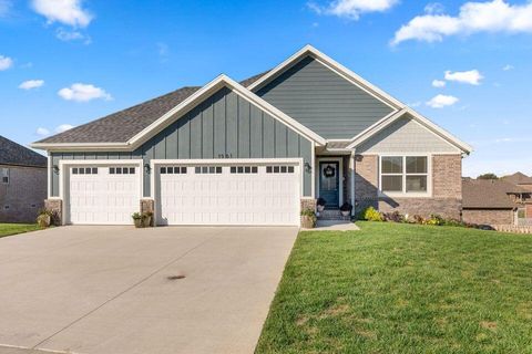 Photo of 1961 Cannonade, Springfield, MO 65802 (MLS # 60307192)