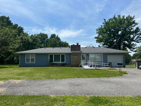 Photo of 19211 State Highway 112, Cassville, MO 65625 (MLS # 60323824)