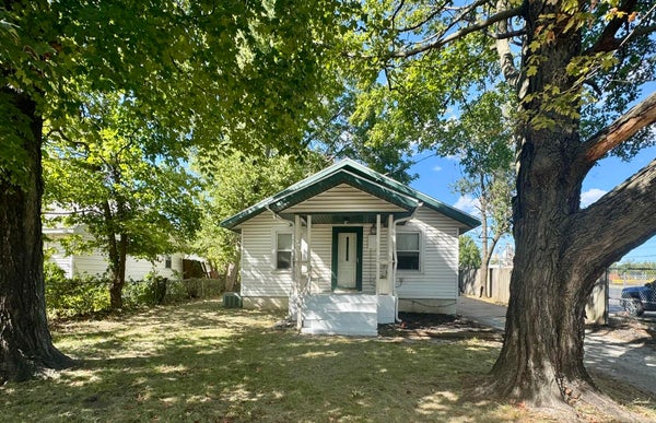 1411 W LYNN ST, SPRINGFIELD, MO 65802 - Image 88a3f91b5942b7ee24ef1cf143e6ca7f/3388391666