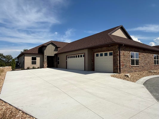 92 MOUNTAIN VIEW CT, BRANSON WEST, MO 65737 - Image 895f42d2b8f1a707dbc37f069fb74a8a/2163946121