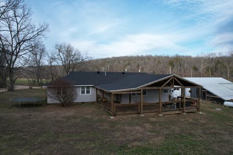 Photo of 24 County Road 947, Squires, MO 65755 (MLS # 60312743)