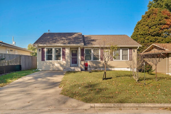 1639 N ENGEL AVE, SPRINGFIELD, MO 65803 - Image 8b1b3d4c4f4e613464421c1bc1b410da/2634843455