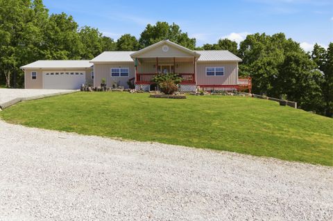 Photo of 12968 Farm Road 2090, Purdy, MO 65734 (MLS # 60323850)