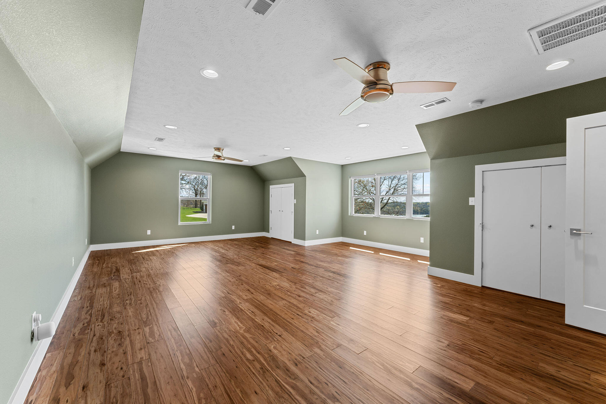 Black Oak Cove - Residential