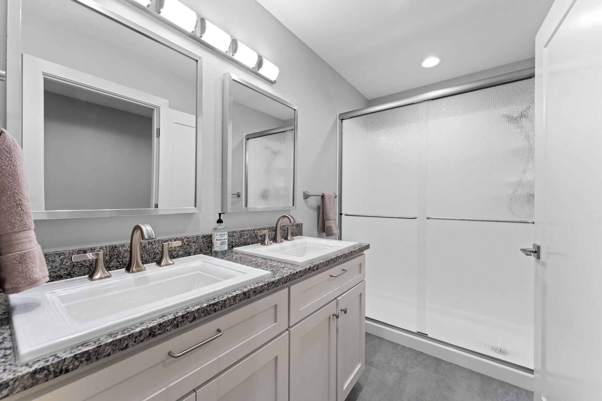 Black Oak Cove - Residential
