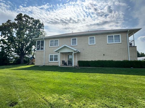 Photo of 1110 Lake Road Drive, Cassville, MO 65625 (MLS # 60324299)