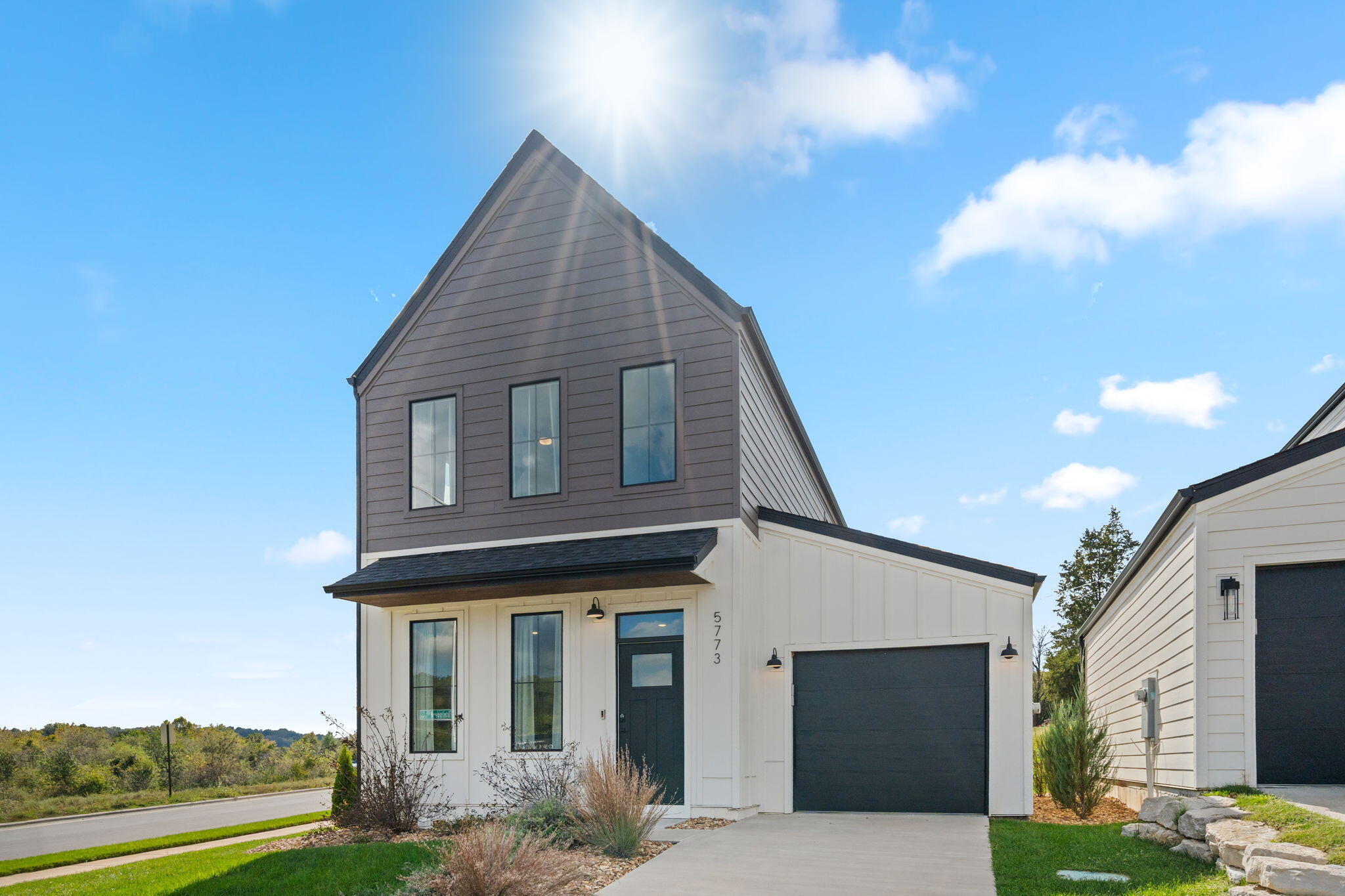 5773 S Trailside Circle