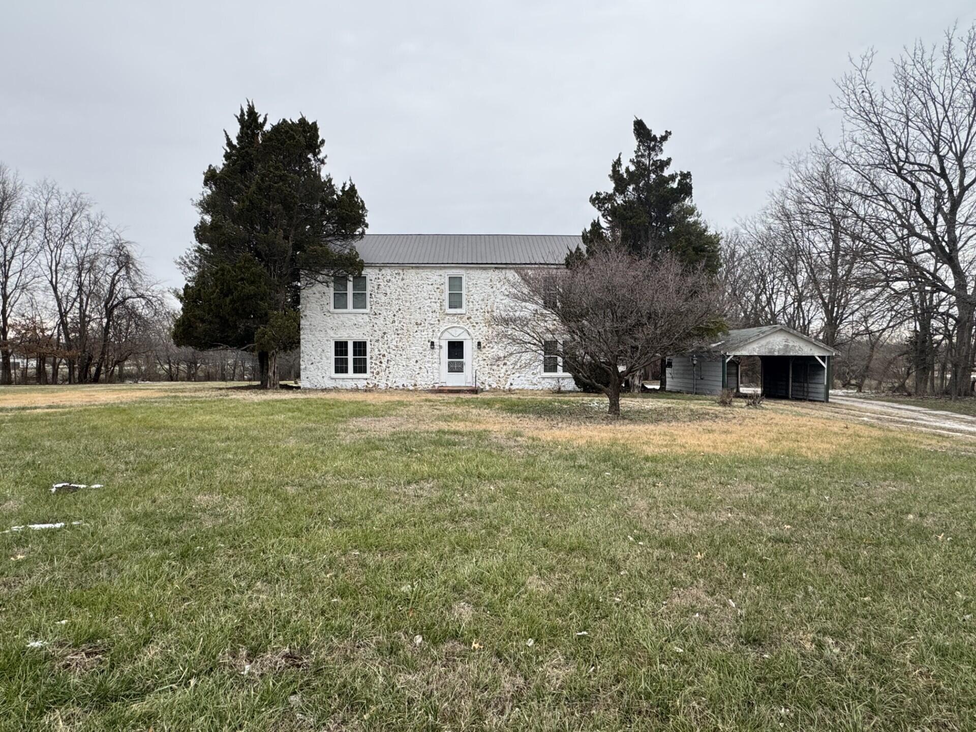 4 bed/2 bath home in Willard schools