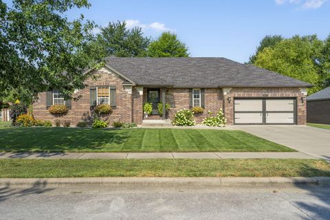 Photo of 1121 N Arlington Street, Nixa, MO 65714 (MLS # 60310740)