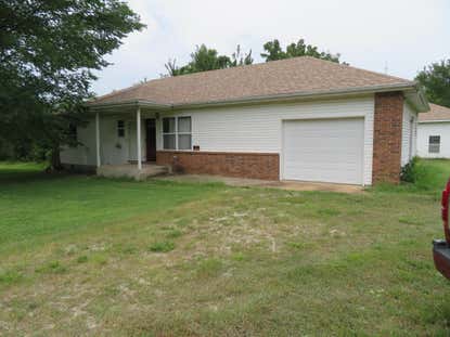 411 E 330th Rd – Investment Home