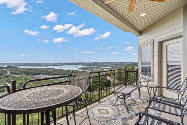 31 ROYAL VISTA DR UNIT 109, BRANSON, MO 65616 - Image 9404ce465e893b707406a7c5245aeb49/2750373765