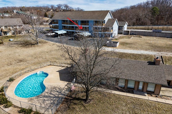 110 KIMBERLING SHRS APT 6, KIMBERLING CITY, MO 65686 - Image 957f37a57ae8651e2aedfebc2fde639c/474981341