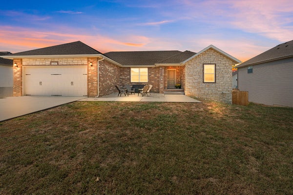 1207 N 10TH AVE, OZARK, MO 65721 - Image 98935f0fb532b2c7d7e718fd10ee0a93/1517685577