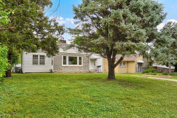 1741 E ELM ST, SPRINGFIELD, MO 65802 - Image 99a18b283cefbd61142eca63a95baea5/3266411277