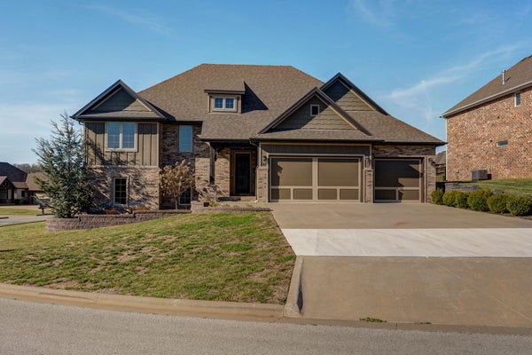 1301 S AMBER RIDGE DR, NIXA, MO 65714 - Image 9a9f27d2dc35f8d49ce117408be7bf16/3047240535