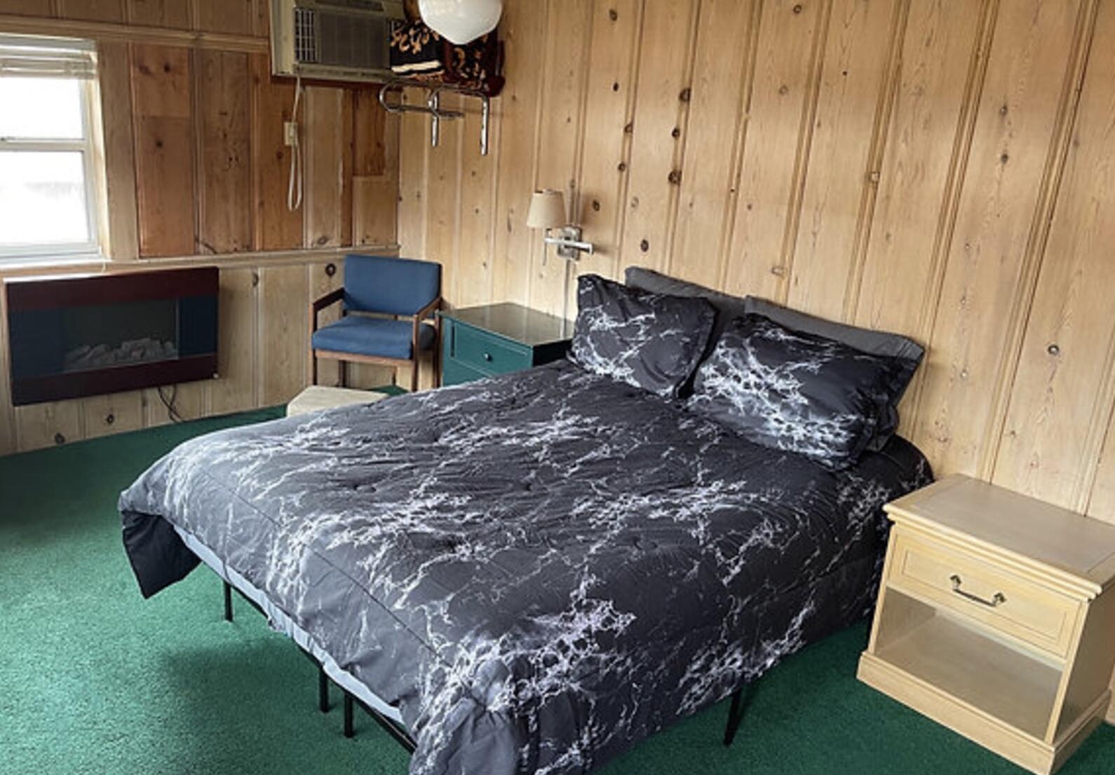 Rockaway Beach - Commercial Sale