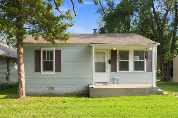 1925 W ATLANTIC ST, SPRINGFIELD, MO 65803 - Image 9bcf0aaef11ff0df2710dbefd1f6fb30/943686008