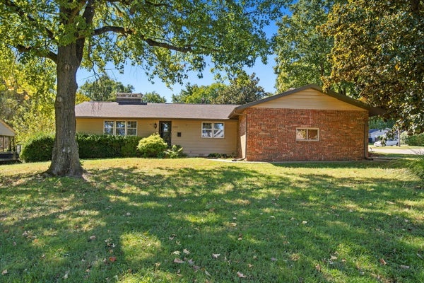 2904 E EASTMOOR DR, SPRINGFIELD, MO 65804 - Image 9cff74c1144626a294c4cf881cfd9f49/4047193729
