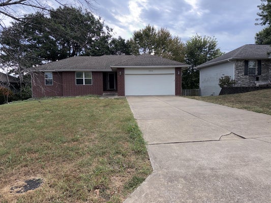 3372 S WESTERN AVE, SPRINGFIELD, MO 65807 - Image 9d586d95945f3df29cf6ea6a5fe39cb9/2256606560