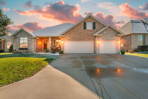 Photo of 3194 W Knob Hill Street, Springfield, MO 65810 (MLS # 60311022)