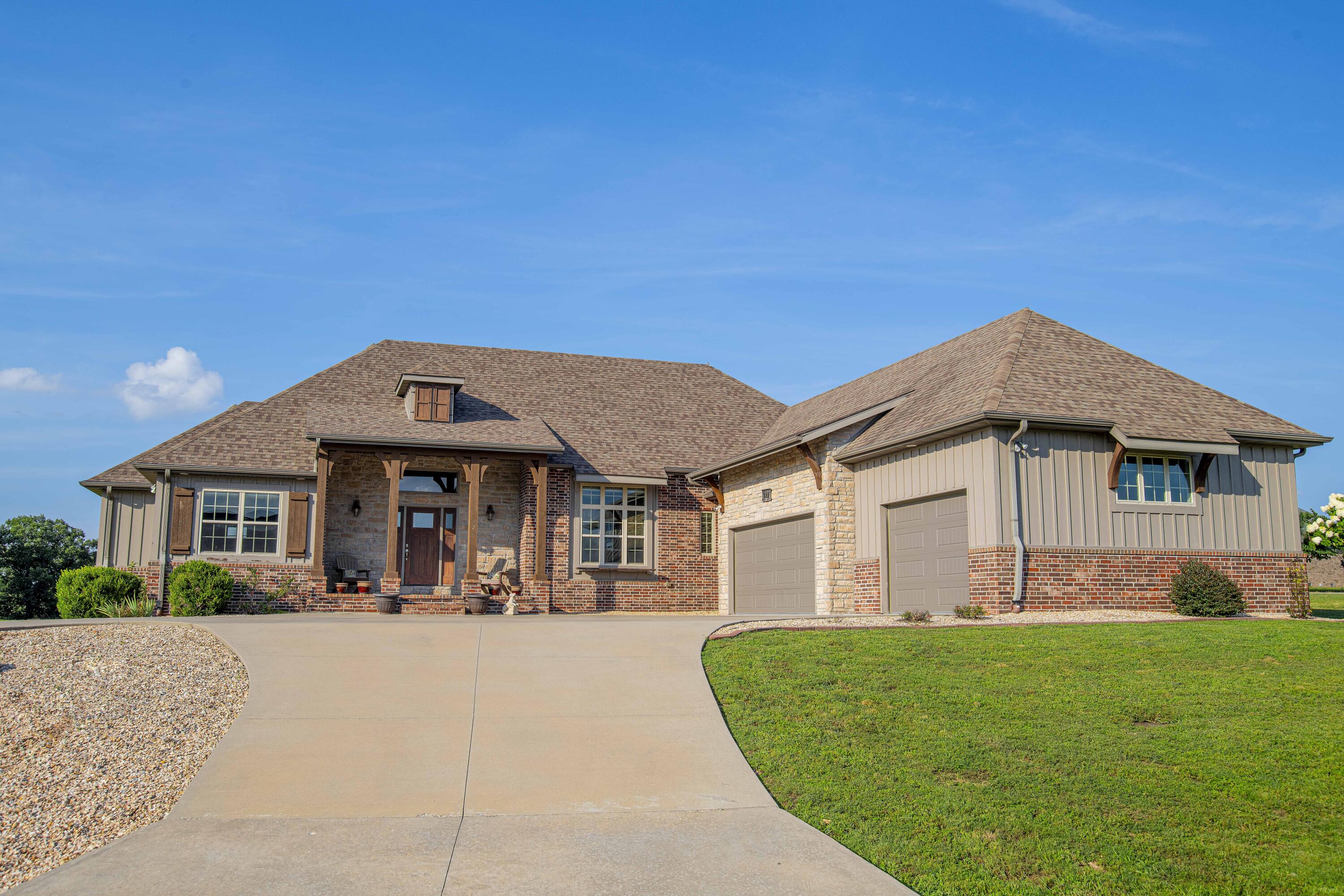 Photo 1 of 66 — 322 Sunset Drive, Saddlebrooke, MO 65630