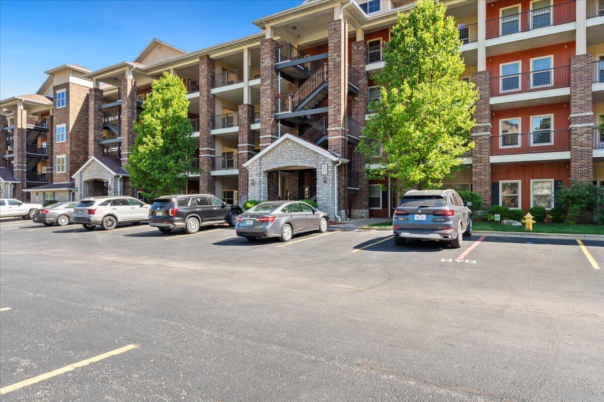Majestic at Table Rock Condo - Residential
