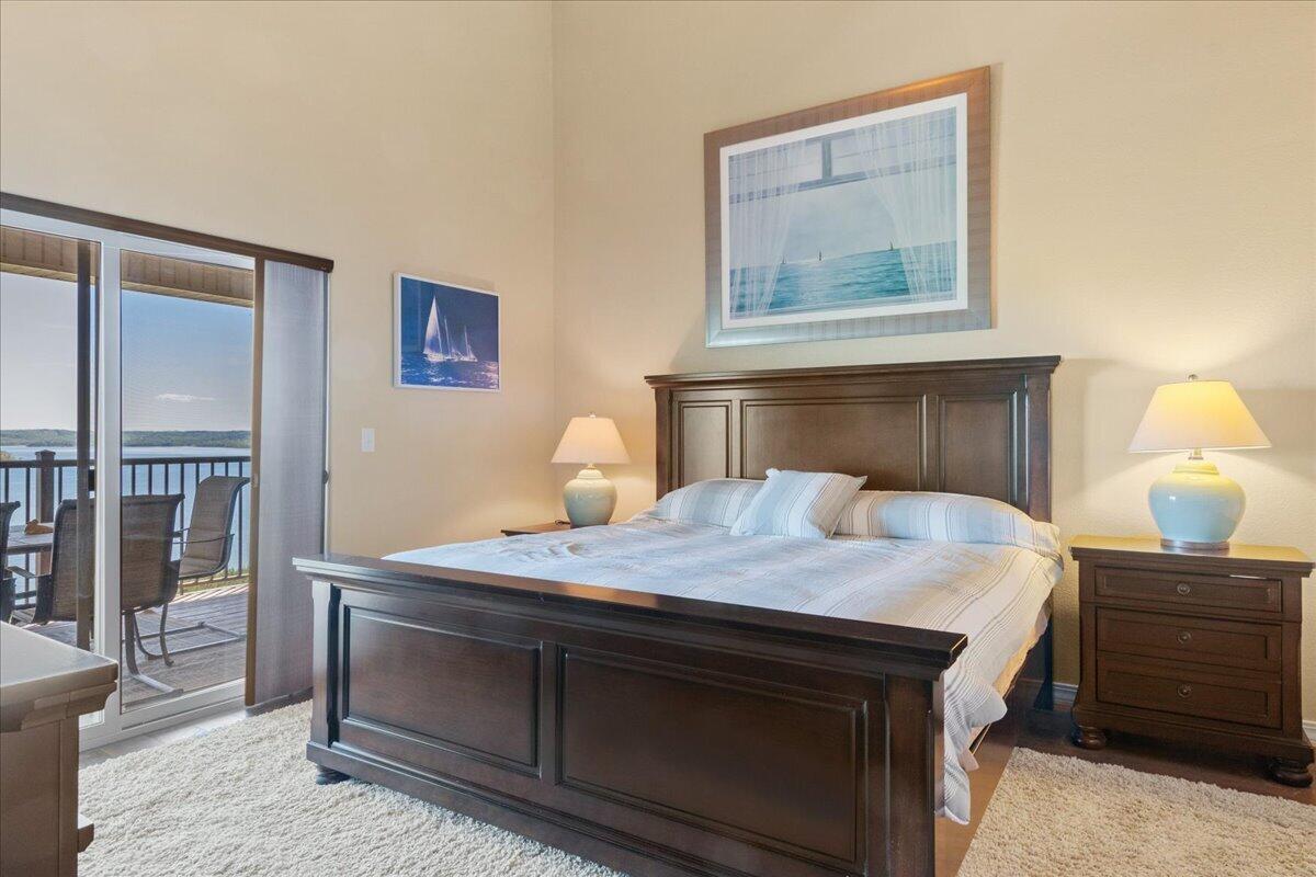 Majestic at Table Rock Condo - Residential