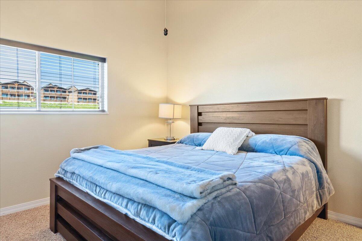 Majestic at Table Rock Condo - Residential