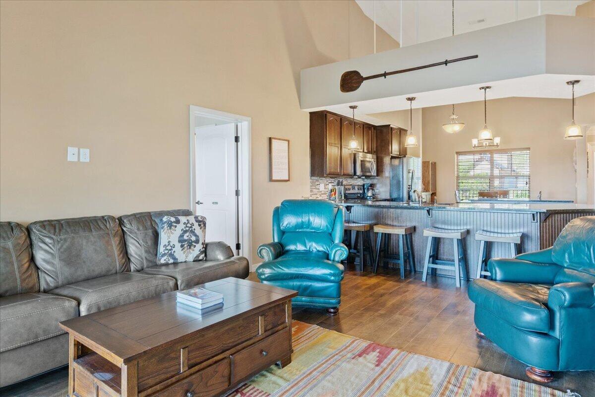 Majestic at Table Rock Condo - Residential