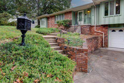 Photo of 2534 W Grayrock Street, Springfield, MO 65810 (MLS # 60307260)