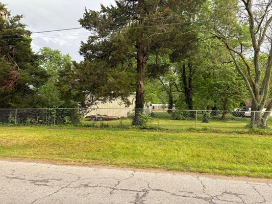 320 E WASHINGTON ST, SEYMOUR, MO 65746 - Image a2206a67655474a644c82bd6ad39d5d7/3097587662
