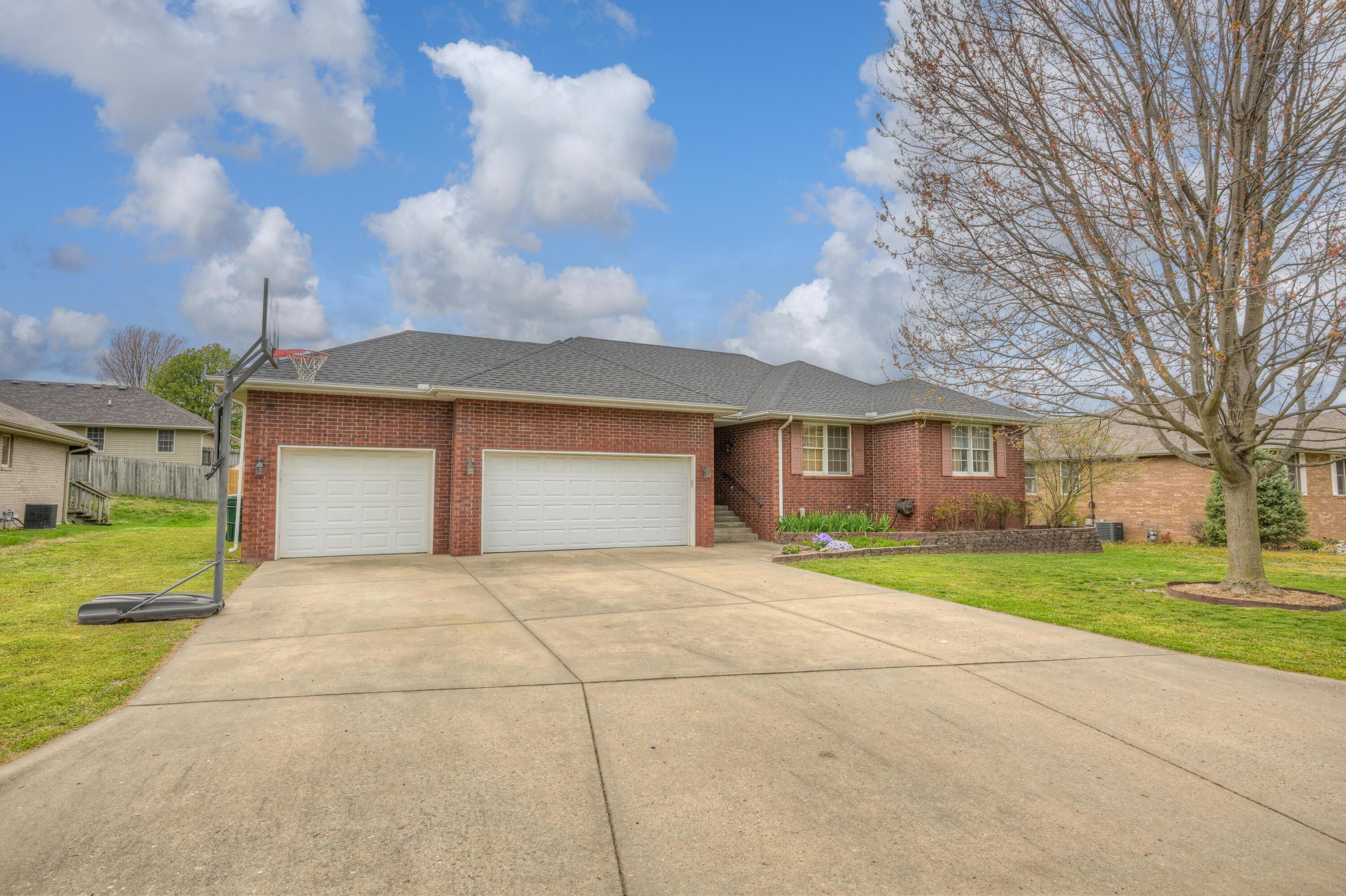 Fairway Hts - Residential